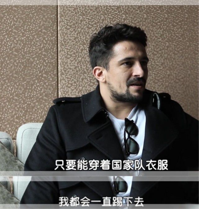 此前在维拉和诺茨郡，格拉利什均未获得任何冠军，加盟曼城后他已夺得6个冠军：2个英超冠军、1个欧冠冠军、1个足总杯冠军、1个欧洲超级杯冠军和1个世俱杯冠军。